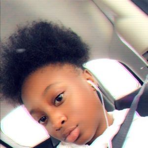 Meet your Posher, Dionna